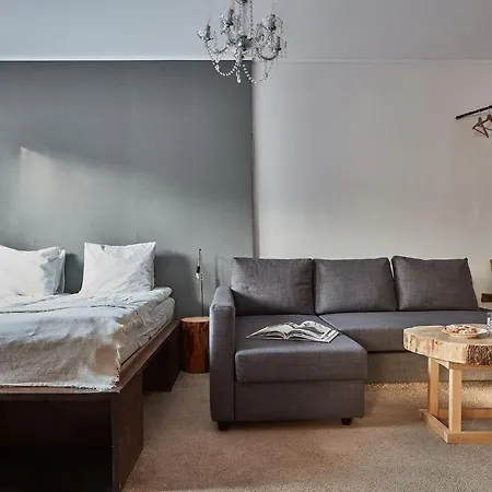 ホテル No Name Luxury & 4*