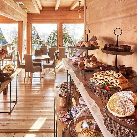 No Name Luxury & Łapsze Niżne