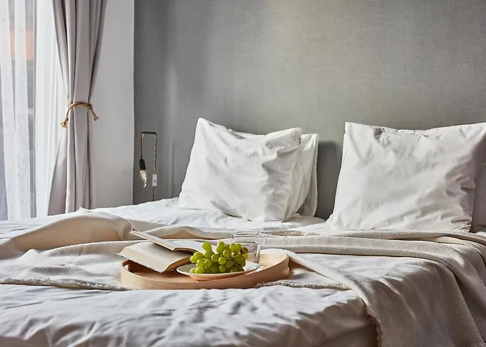 No Name Luxury & Łapsze Niżne