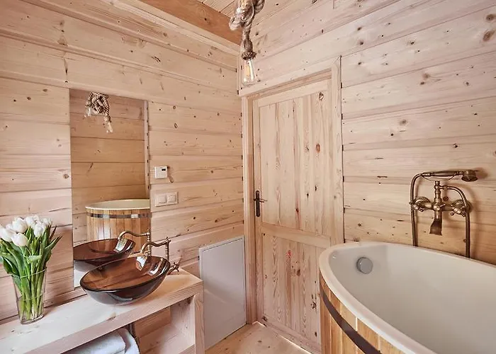 Hotel No Name Luxury & 4*