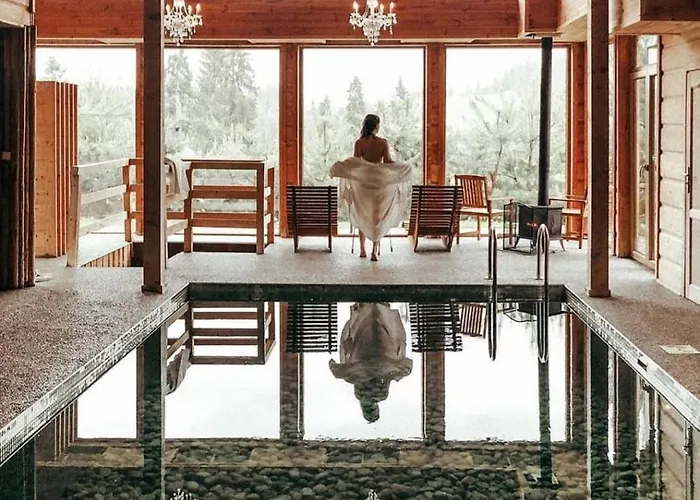 No Name Luxury & Hotel