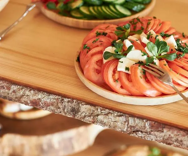 Hotel No Name Luxury & 4*